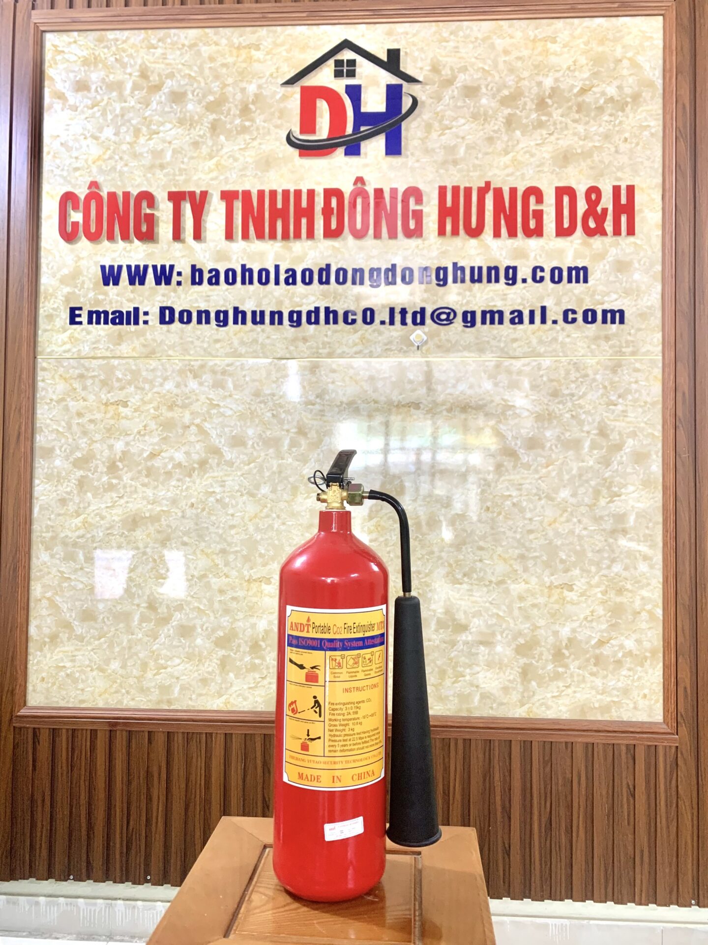 Bình chữa cháy khí  CO2  MT3