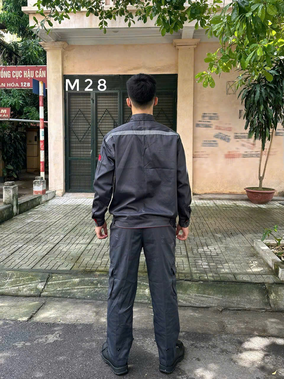 Quần áo bảo hộ lao động màu xám có phản quang - Ảnh 2